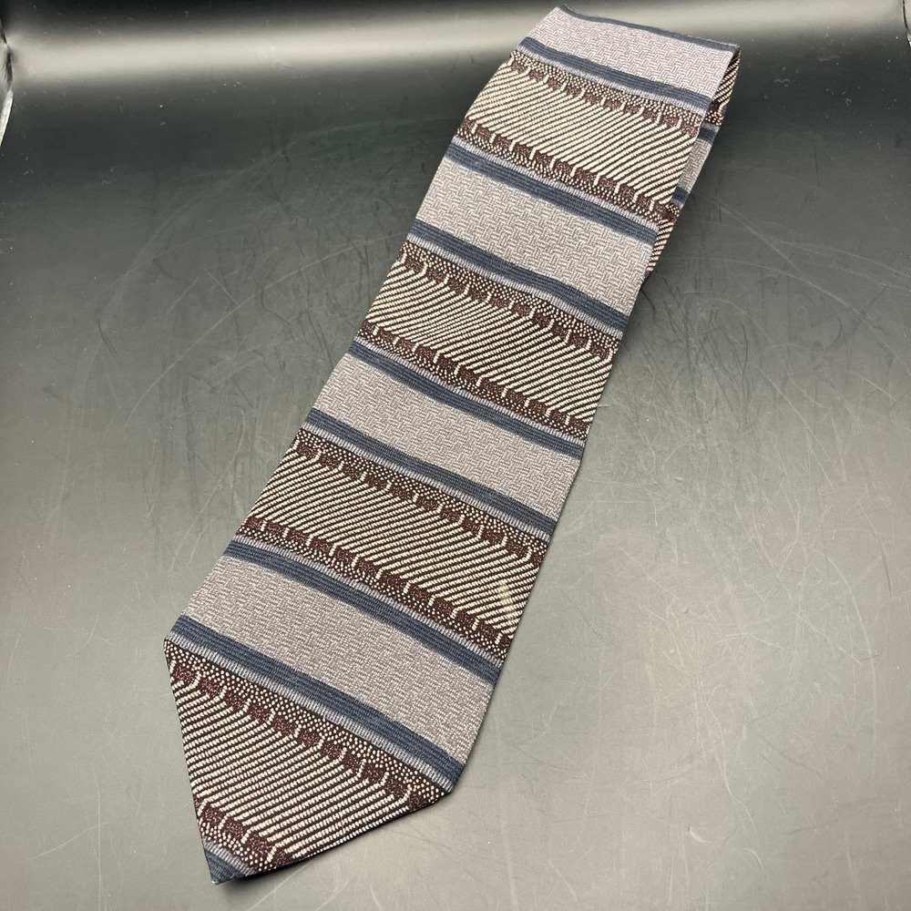 Hunt Club 100% Silk‎ Necktie Men's Gray Brown Striped Formal 55.5" x 3.75"